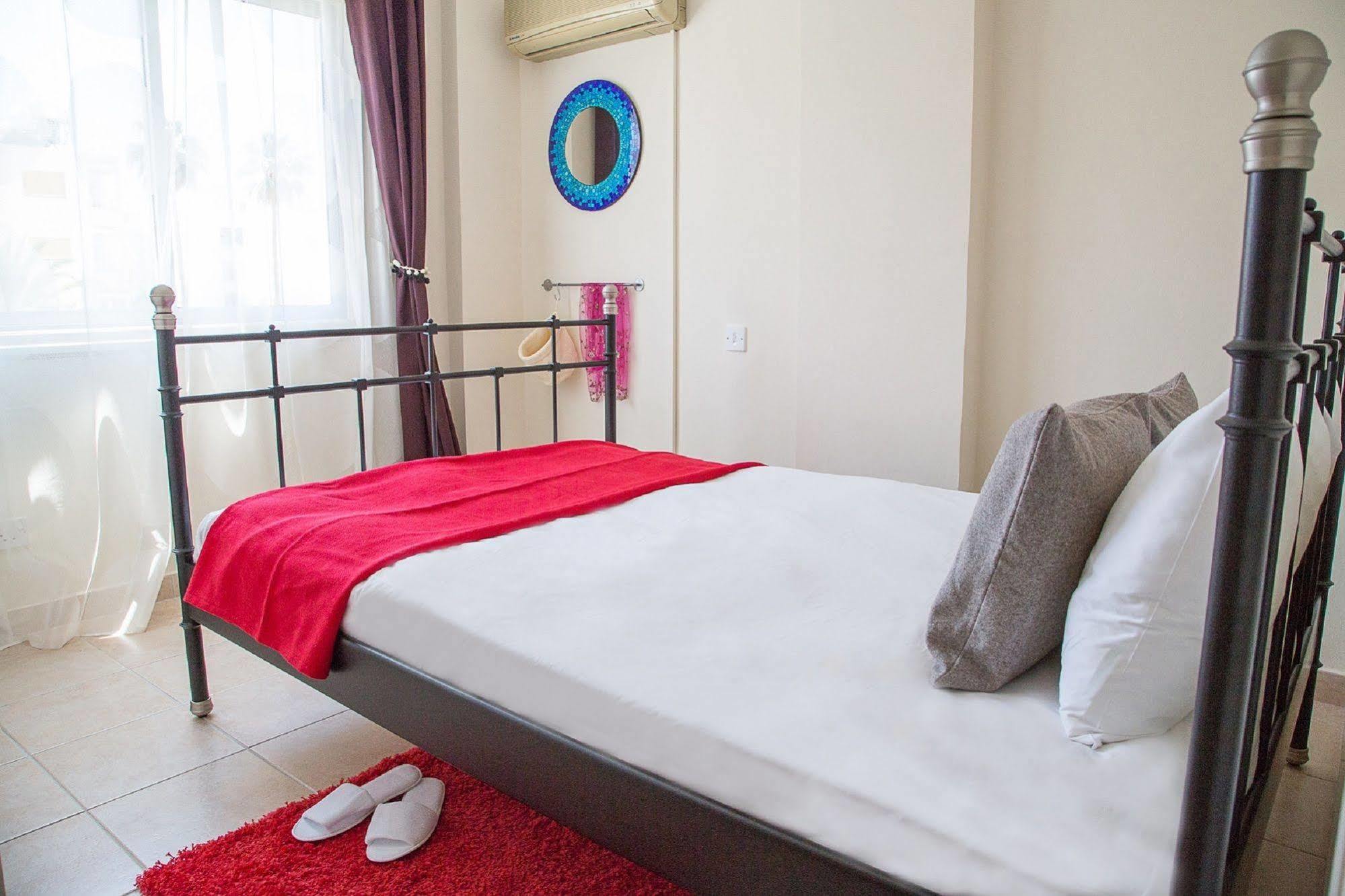Paphos Love Nest Apartment Dış mekan fotoğraf